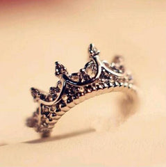 Dainty Crown Ring